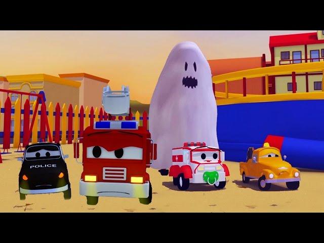 Der Streifenwagen mit dem Feuerwehrauto und Ein Geist erschreckt die Babies HALLOWEEN SPECIAL!