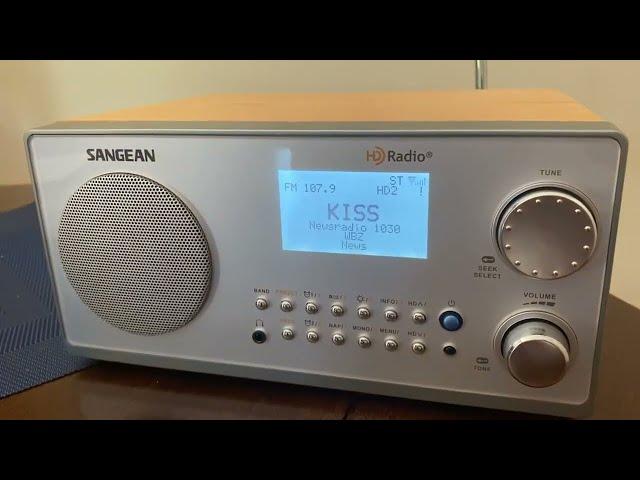 Sangean HDR-18 HD Radio/FM-Stereo/AM Wooden Cabinet Table Top Radio