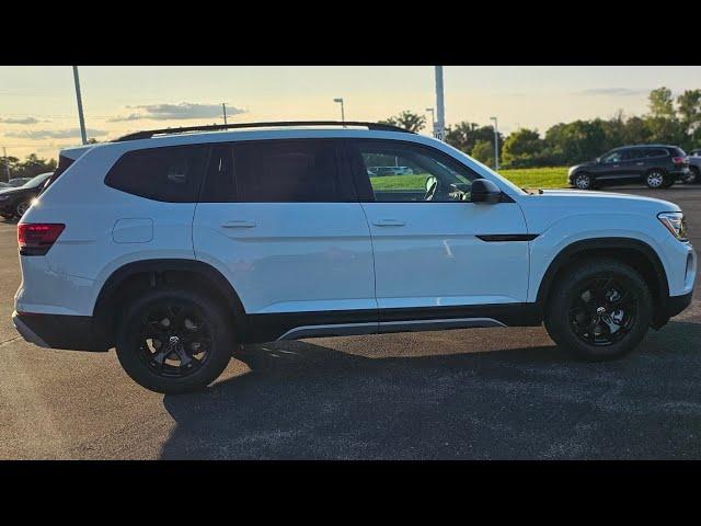 2024 VW Atlas 2.0T Peak Edition SE w/Technology 4Motion