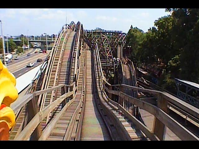 Hullámvasút (Front Seat POV) - Vidámpark Budapest Hungary