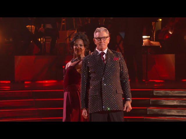 Eric Roberts’s Oscars Night Waltz – Dancing with the Stars