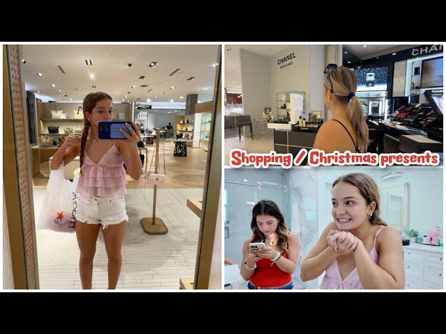 Shopping / Opening my Christmas presents / Emergency   |* VLOGMAS DAY 2 *