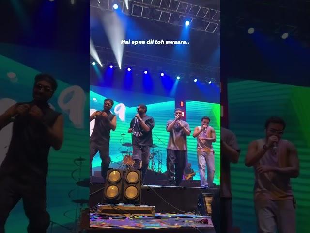 hai apna dil to aawara hook steps of sanam in Mumbai #sanampuri #sanamlive