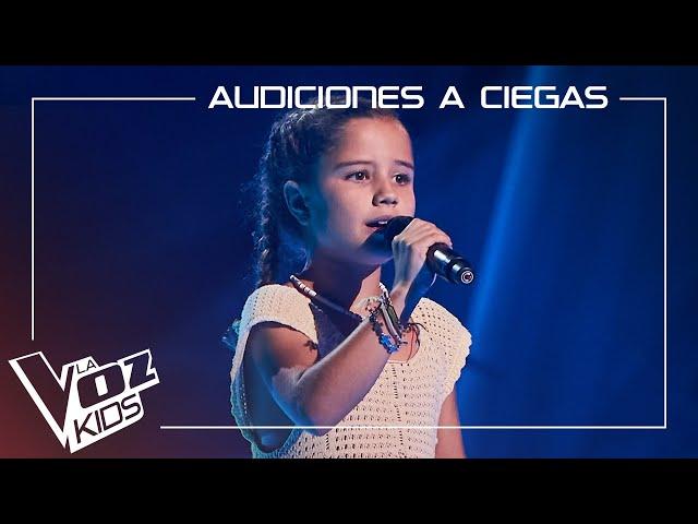 Triana Pampliega - Cómo mirarte | Blind auditions | The Voice Kids Spain 2024