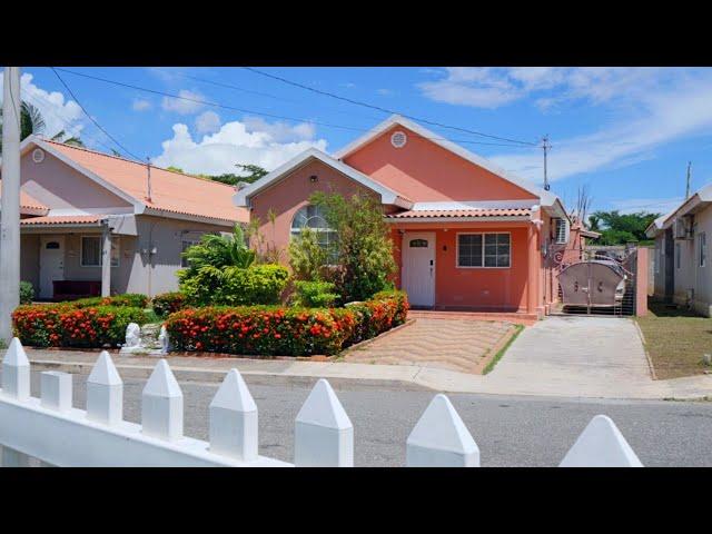 Inside a Caymanas Country Club Estates Home | St. Catherine, Jamaica || Price Change $48,000,000.00