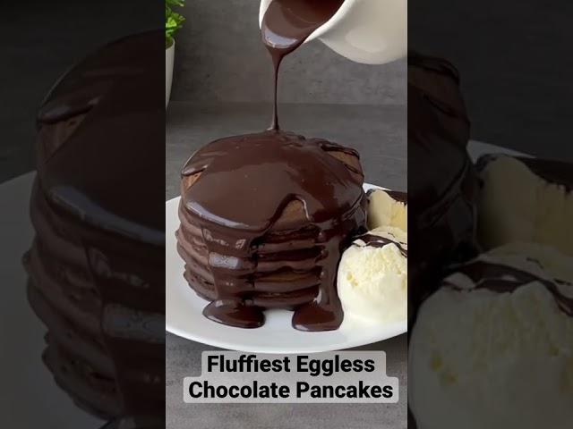 Fluffiest eggless chocolate pancakes