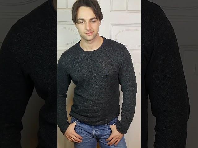 Vintage Clothing: Trying On Jeans