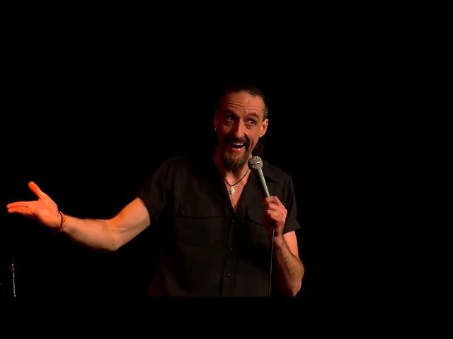 Steve Hughes - The Vault 2011 -   Eat Your Orange