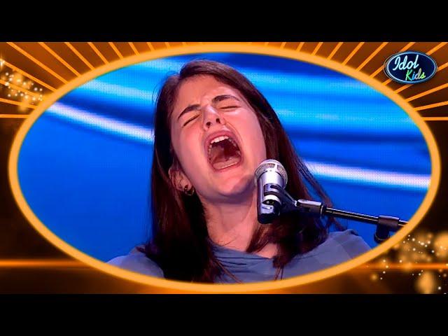 AMAZING! This Girl Gets A GOLDEN TICKET Covering "LA LLORONA"! | Castings 1 | Idol Kids 2020