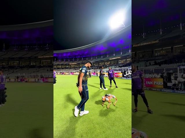 Taking a paw-se from cricket with Champak! 🫶Mohammed Siraj | #AavaDe | #TATAIPL2025 | #KKRvGT