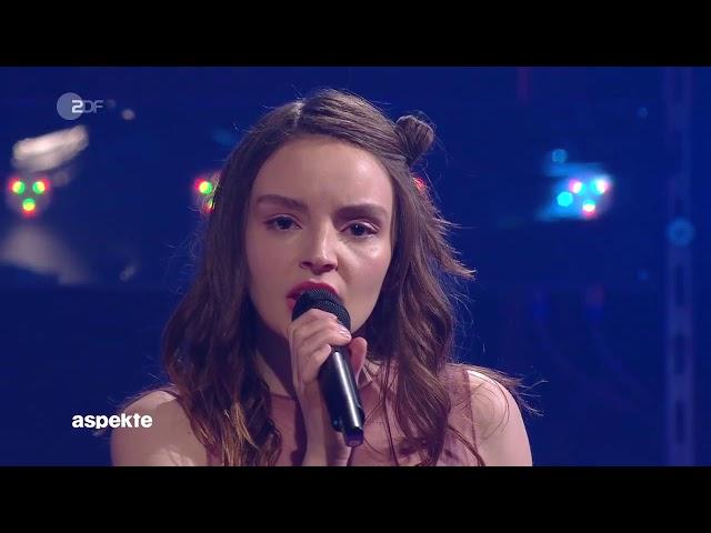 CHVRCHES Miracle & Get Out Live HD TV show performance 6/1/2018