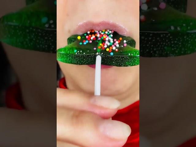 asmr LOLLIPOP CHRISTMAS TREE eating sounds satisfying mukbang food #shorts #youtubeshorts