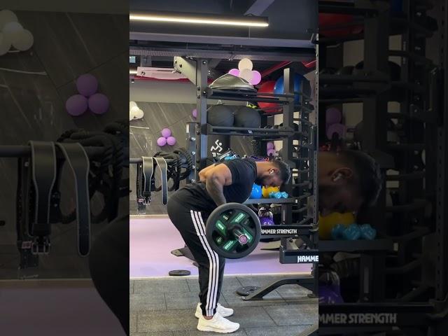 Back workout, bend over rowing
