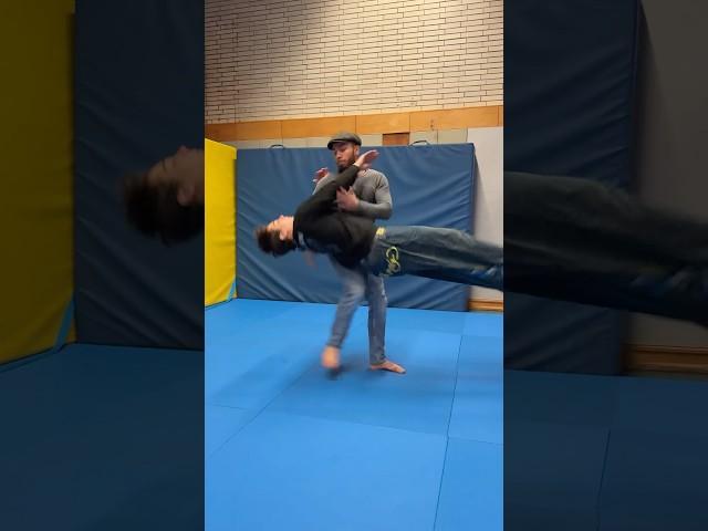 ️Judo throws for self-defense are perfect for clinch situations #judo #selfdefense #judotechnique