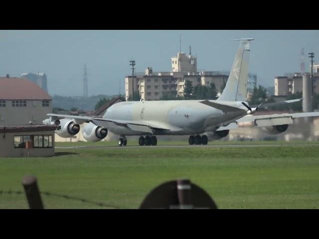 横田基地　民間KC-135の離陸シーン　こんな離陸はめったにないよ！