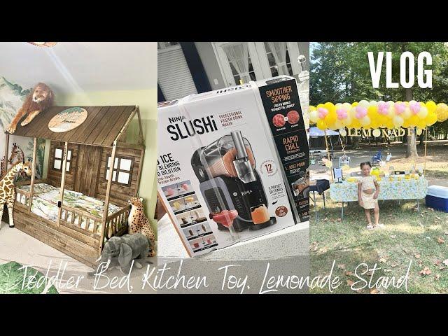 NEW VLOG!! TODDLER ROOM MAKEOVER, NEW KITCHEN TOY, LEMONADE STAND!!