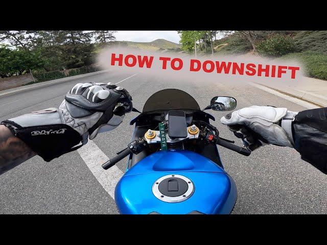 How to Downshift a Motorcycle