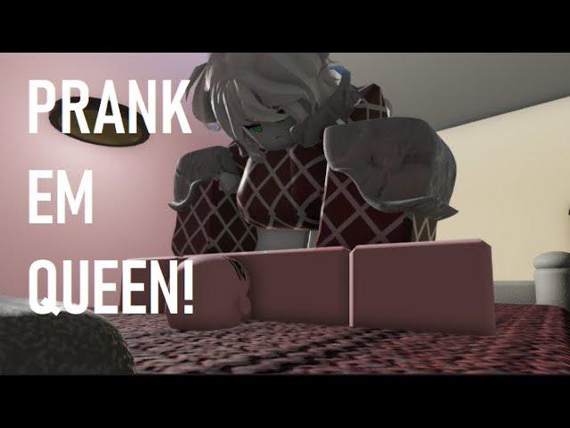 Prank em Queen Crimson!(Roblox R63 Animation)