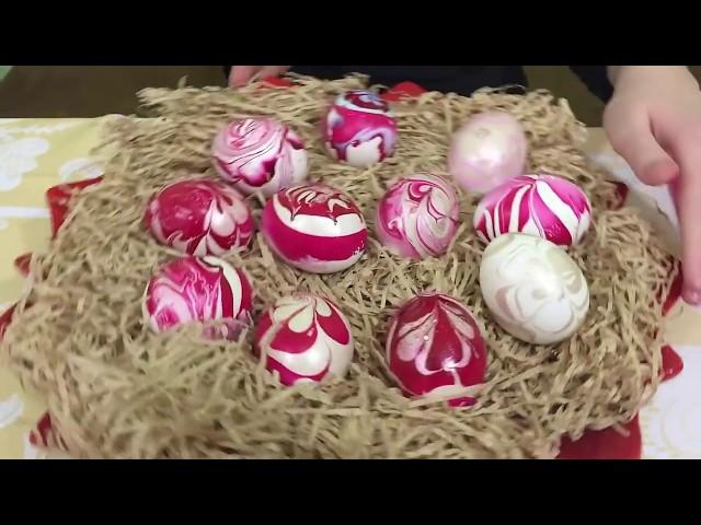 How to Make Beautiful, Easy Swirling Easter Eggs! Fabulous Dyed Egggs with Just Water and Polish!