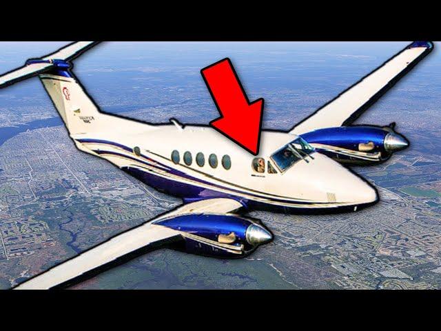 Pilot Dies! Passenger TRIES To Land Plane!