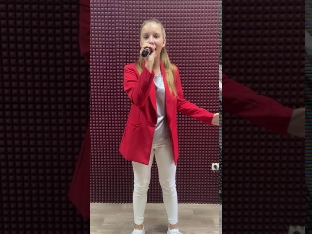 "Под куполом неба " Композитор Елена  Щербина - Садчикова, слова Светлана Герасимова - Нестерчук