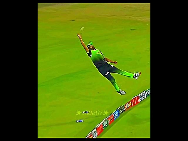 Haris rauf excellent fielding effort️||#shorts #psl #levelhai