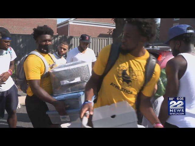 Move-in day for AIC students include COVID-19 precautions