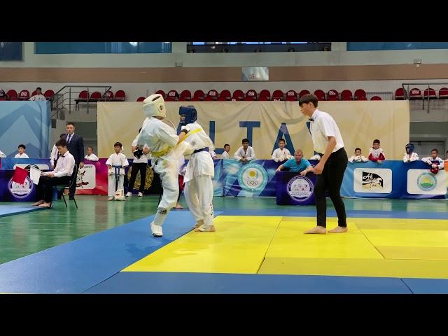Пчельников Артём 10-11 лет, до 40 кг., (1 бой)