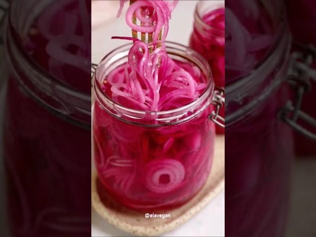 How To Make Pickled Red Onions In Minutes!