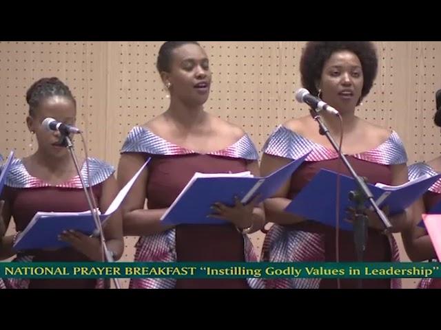 Niba Uhoraho ari  amahoro yawe by Chorale de Kigali