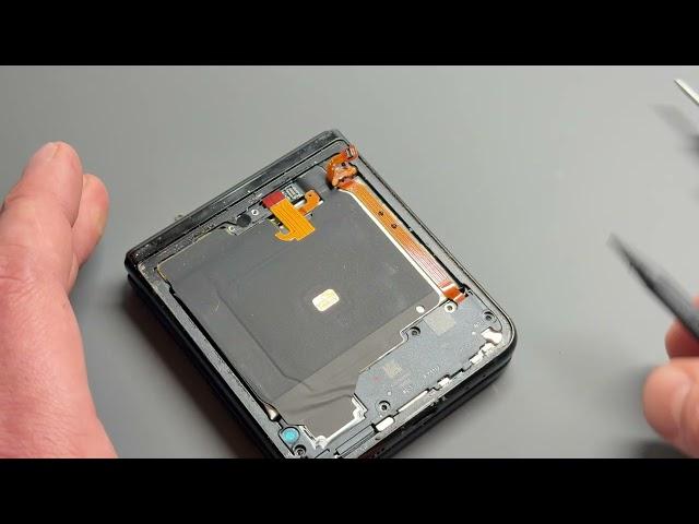 Samsung Galaxy Z Flip 3 Charge Port Replacement - Complete DIY Guide!