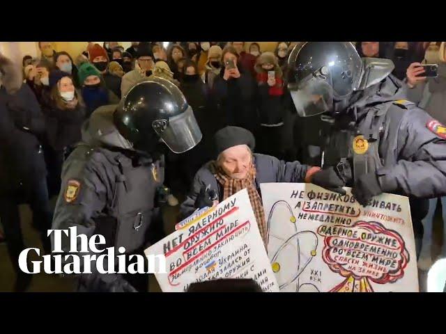 Russian pensioner 'who survived siege of Leningrad' arrested for protest against Ukraine war