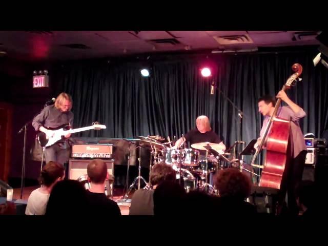 Wayne Krantz, John Patitucci, Cliff Almond 002