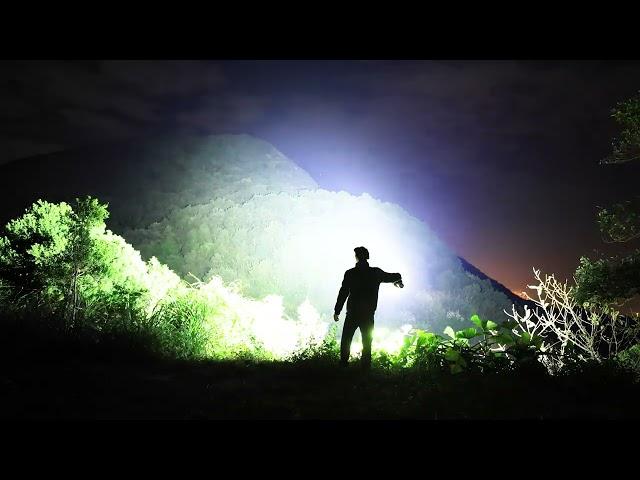 The most stunning flashlight of 2024! 200,000 lumens!