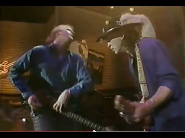 Stevie Ray Vaughan & Jeff Healey - 'Look At Little Sister'