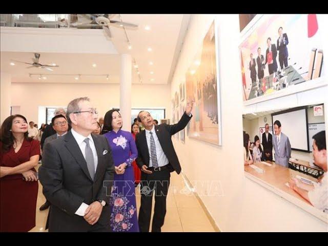 VNA, Kyodo hold joint photo exhibition on Vietnam-Japan ties