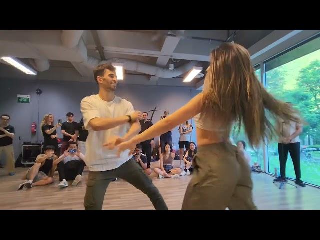 Mikael & Victoria - Brazilian Zouk in Singapore