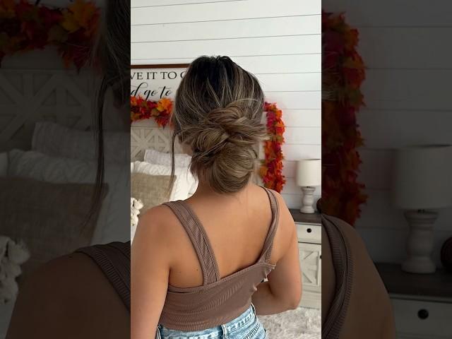 messy bun tutorial  #messybuntutorial #hairtutorial #hairstyles #hairideas #hairinspo #shortsvideo