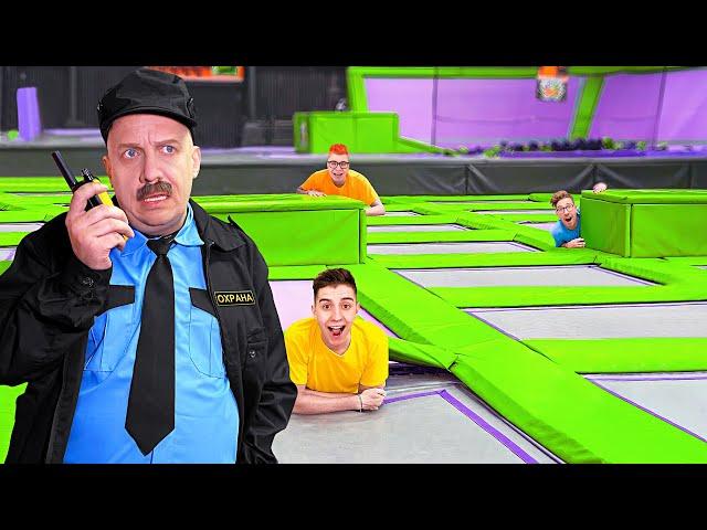 EXTREME HIDE AND SEEK IN THE TRAMPOLINE ARENA FROM THE SECURITY!