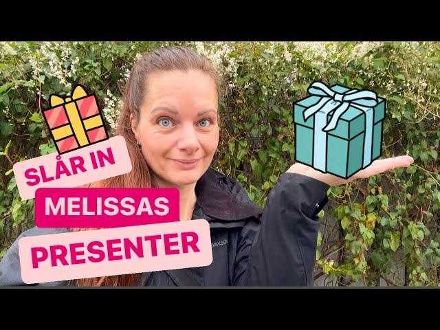 Jag slår in Melissas födelsedags presenter!