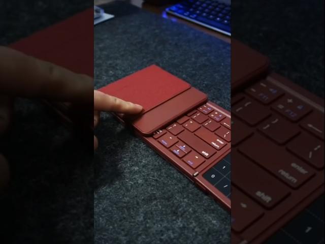 Portable wireless 2 in 1 keyboard #gadgets2024 #smartgadges #gadgets #ytshots #shorts