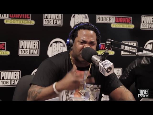 Busta Rhymes Raps LIVE