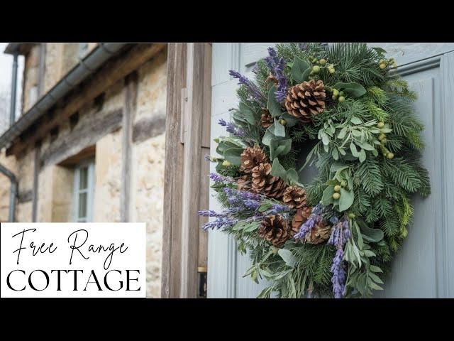 Rustic Meets Elegant: French Country Christmas Decor Inspiration