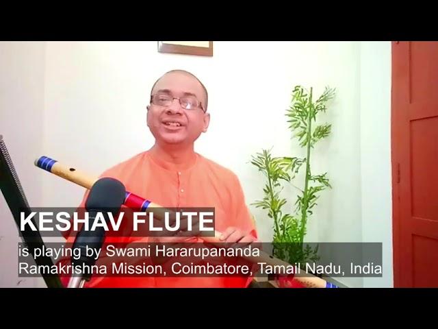 Swami Hararupananda form Tamil Nadu giving review on our D# base Flute .  Keshav Flutes (8392013326)