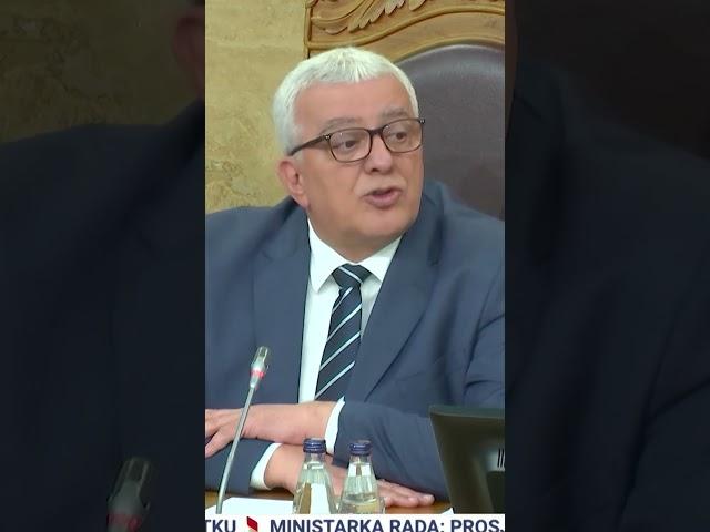 Nisam glasao na izborima u Srbiji - Andrija Mandić #shorts
