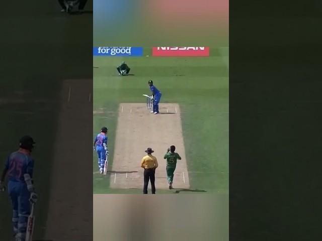 VIRAT KOHLI VS MOHD AMIR 