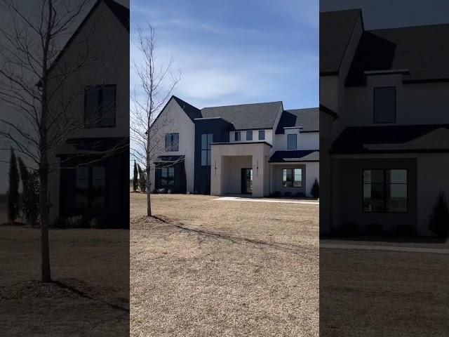 Walk through on a brand new home in Edmond - sold by Wyatt Poindexter Group - Keller Williams OKC