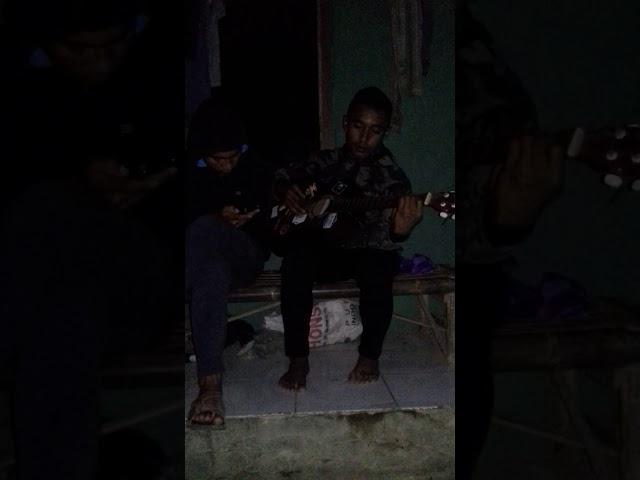 Musisi limbangan . Kemarin cover ali digdug...