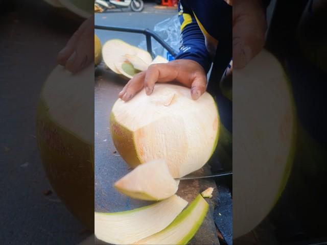 You Won't Believe the Health Benefits of Sliced Young Coconut