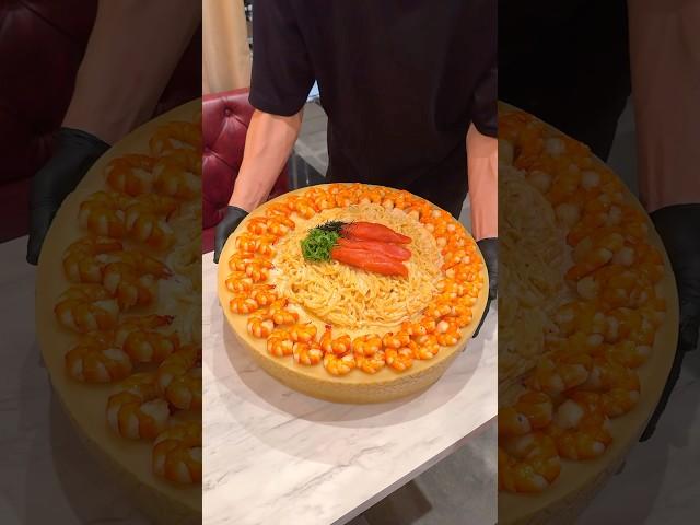 50匹のエビと16キロの巨大チーズで作る明太子クリームパスタ #japanesefood